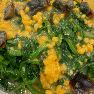 Pea Tips with Mixed Eggs 金银蛋豆苗