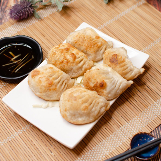 Pork Pot Stickers (6 pcs) 锅贴