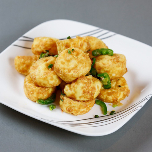 Egg Tofu with Salt & Pepper 椒鹽玉子豆腐