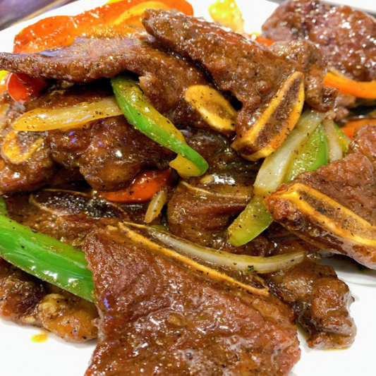 Beef Ribs in Black Pepper Sauce 黑椒牛仔骨