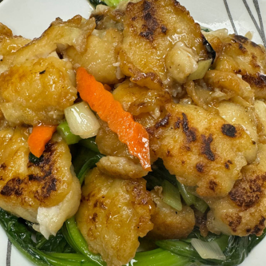 Fish Fillet with Vegetables 时菜鱼片
