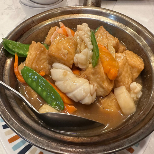 Seafood & Tofu Casserole 海鮮豆腐煲