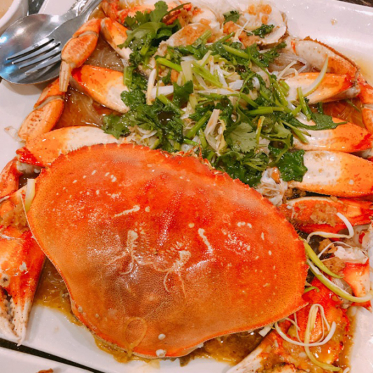 Steamed with Garlic Sauce Dungeness Crab 蒜蓉蒸大蟹