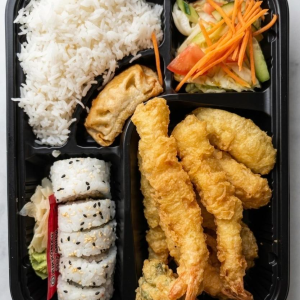B3. Tempura Chicken Bento Box