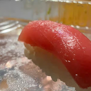 S2. Tuna Nigiri