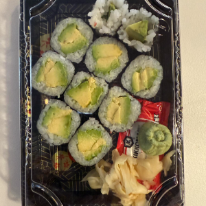 R1. Maki Avocado