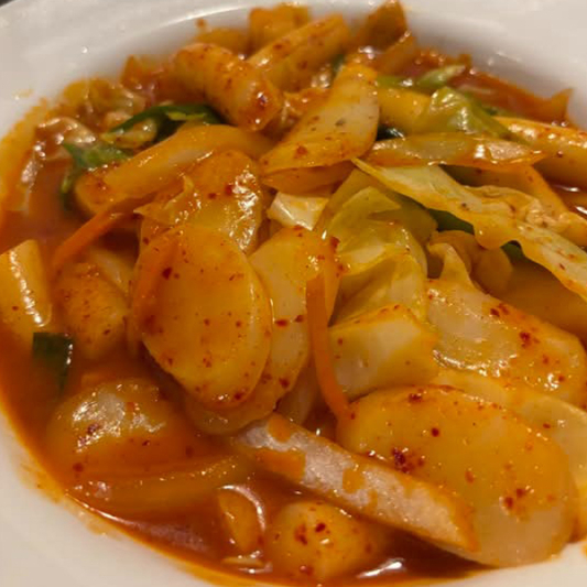 5. Tteokbokki 떡볶이 / 炒年糕