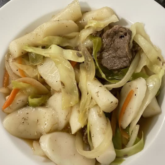 8. Bulgogi Tteokbokki 불고기떡볶이 / 韩式牛肉炒年糕