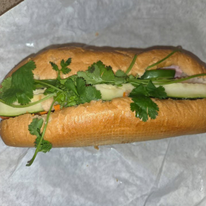 35. Cold Cut Baguette B&aacute;nh M&igrave; Đặc Biệt
