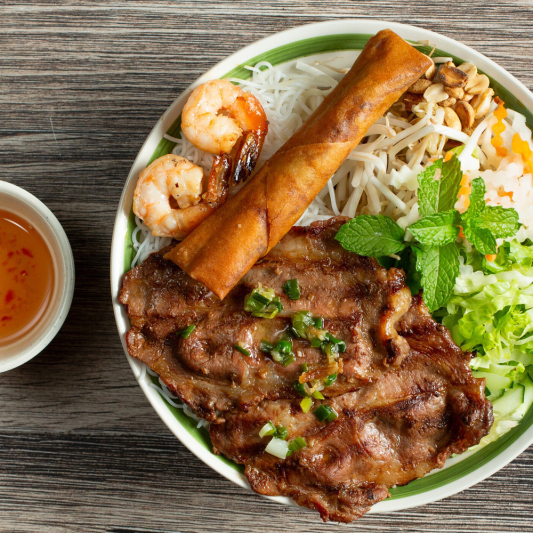 34. Vermicelli Plate with Grilled Meat, Egg Roll & Shrimp B&uacute;n Thịt Nướng, Chả Gi&ograve;, T&ocirc;m