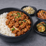 Spicy Pork Rice Bowl / 돼지불고기 덮밥
