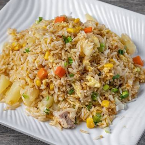 Pineapple Chicken Fried Rice 菠蘿雞粒炒飯