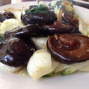 64. Bok Choy with Black Mushrooms 冬菇白才
