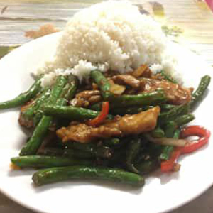 Chicken with String Beans Lunch Plate