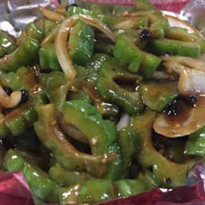 Bitter Melon in Black Bean Sauce 豉汁凉瓜