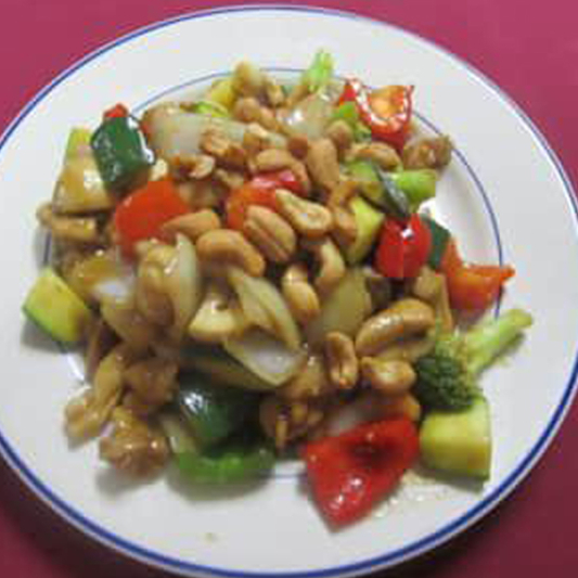 76. Cashew Chicken with Broccoli