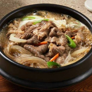 Beef Bulgogi Stew / 뚝배기불고기