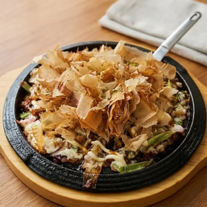 E10. Cheese Potato Pancake with Tako 문어진 감자