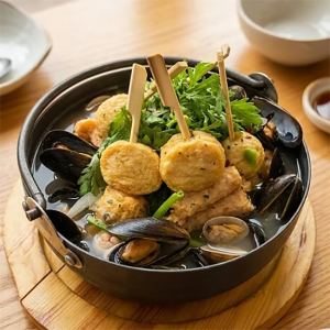 Seafood Fishcake Soup 해물 어묵탕 