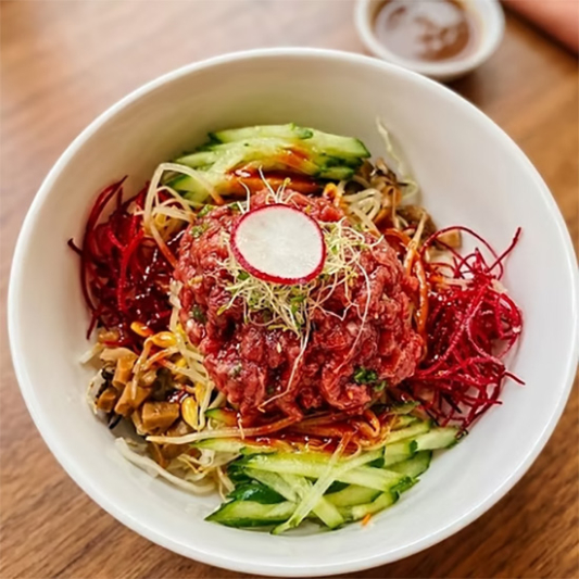 Beef Tartar Bibimbap 육회비빔밥 