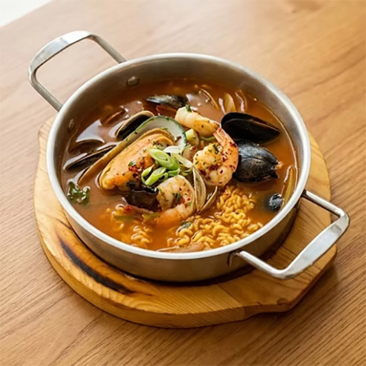 Seafood Ramen 해물 라면 