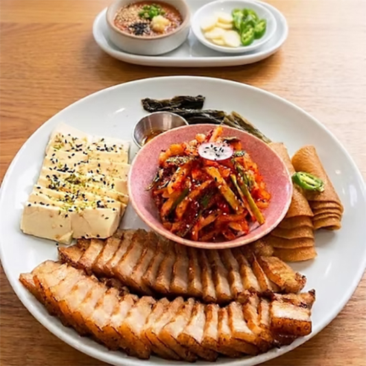S8. Bossam (Boiled Pork Belly) 보쌈 