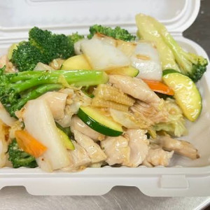 Chicken and Mixed Greens