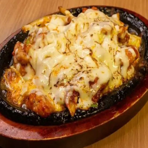 C3. Cheese Spicy Chicken Combo 치즈 매운 닭 불고기
