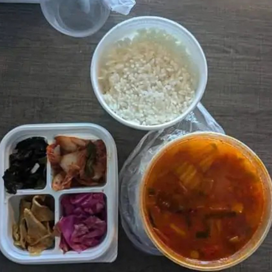 TS7. Kimchi Soft Tofu Soup 김치 순두부
