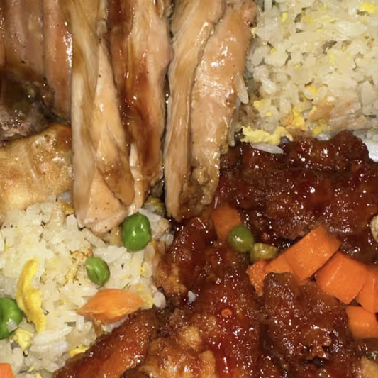 S5. Chicken Teriyaki & General Tso's Chicken with Gyoza (2 pcs)