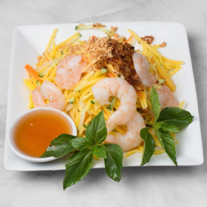 2. Mango Salad (Mildy Spicy) / Goi Xoai