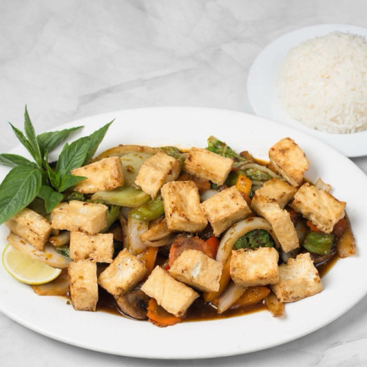 13v. Cashew Tofu (Mildly Spicy) / Dau Hu Xao Hat Dieu