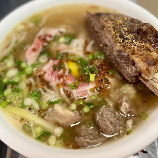 24. Que Pho Special Noodle Soup