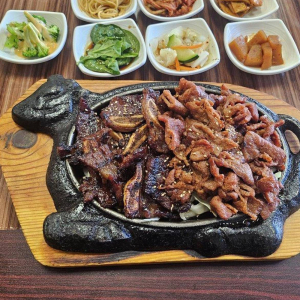 Lunch Specials - Korean Lunch Plates
