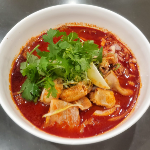 C11. Pho Spicy Intestine / 매운 곱창 쌀국수