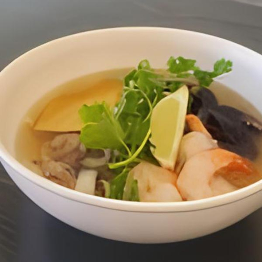 C7. Pho Seafood / 해물 쌀국수