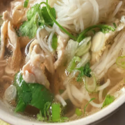 17. Chicken Noodle Soup / Phở G&agrave;