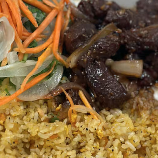 32. Cơm Chi&ecirc;n B&ograve; L&uacute;c Lắc