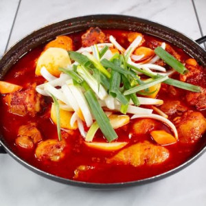 Spicy Braised Chicken (닭볶음탕)