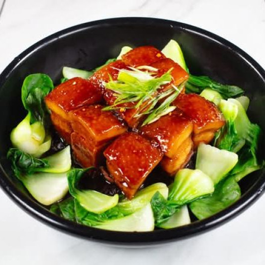 Braised Pork Belly (동파육)