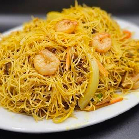 Singapore-Style Curry Rice Noodles with Meat & Shrimp 新加坡炒米