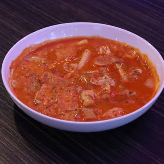 Spicy Rice Cake / 떡볶이