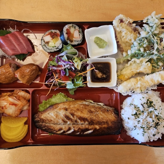 Grilled Mackerel Meal Set (Dinner) 고등어 구이 정식
