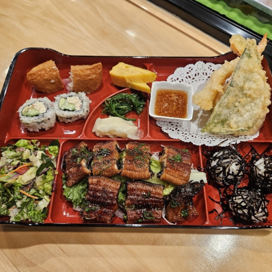 Grilled Eel Meal Set (Dinner) 장어 구이 정식