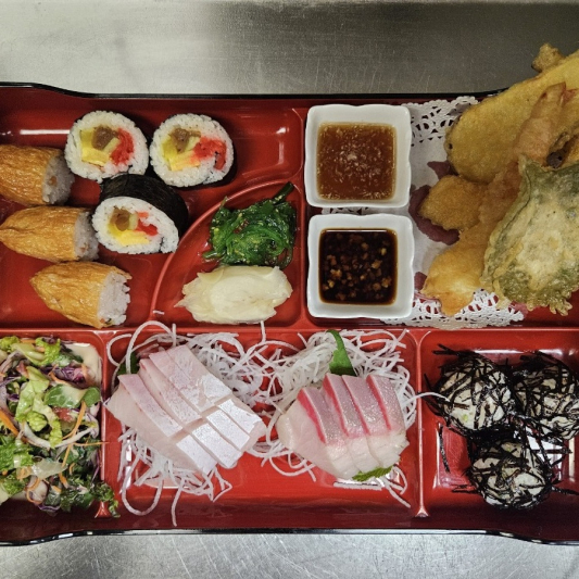 Yellowtail Sashimi Meal Set (Lunch) 하마치 사시미 정식