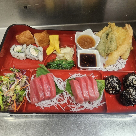 Tuna Sashimi Meal Set (Dinner) 투나 사시미 정식 