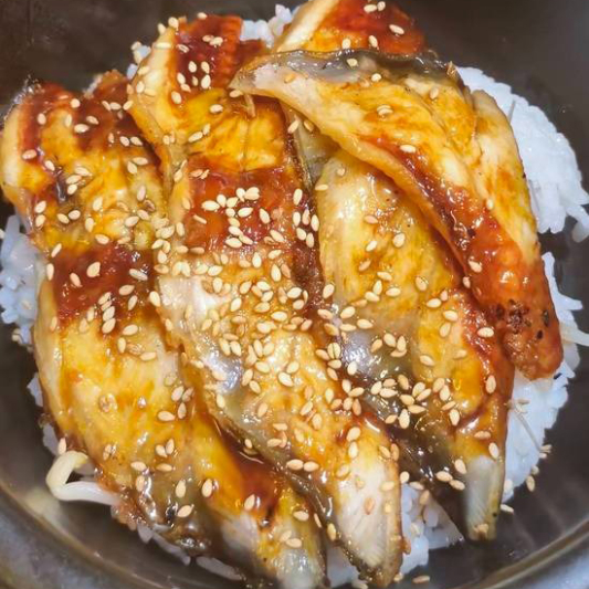 J10. Unagi Donburi