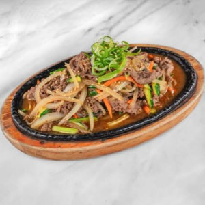 Sizzling Bulgogi / 철판 불고기
