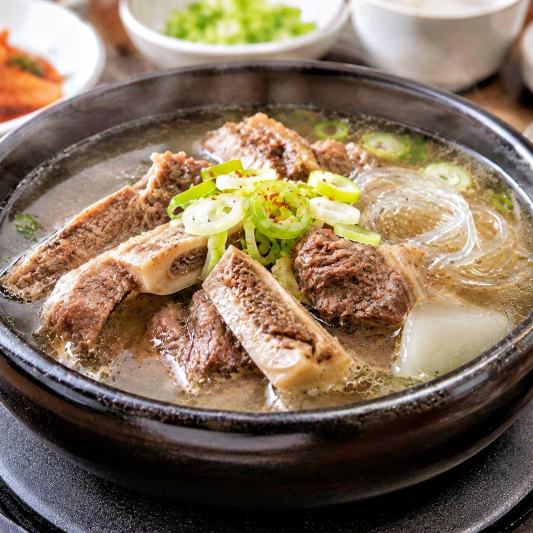 Galbitang Includes 5 Side Dishes and Rice