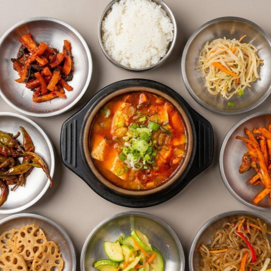 Kimchi Jjigae Includes 5 Side Dishes and Rice